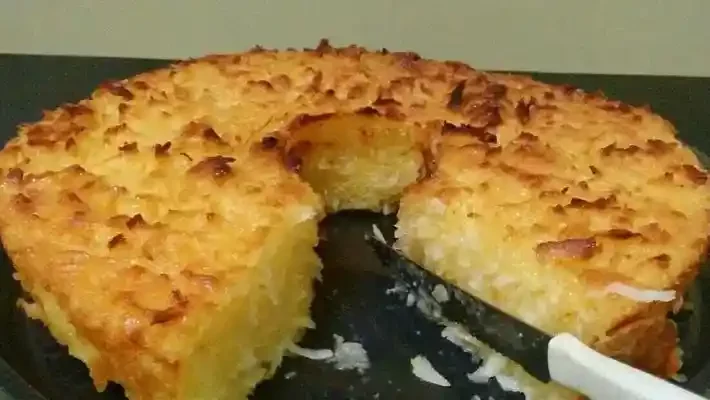 Bolo de aipim feito no liquidificador